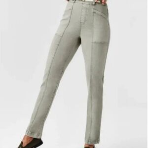 SPANX green stretch twill jeans style 20399 size large